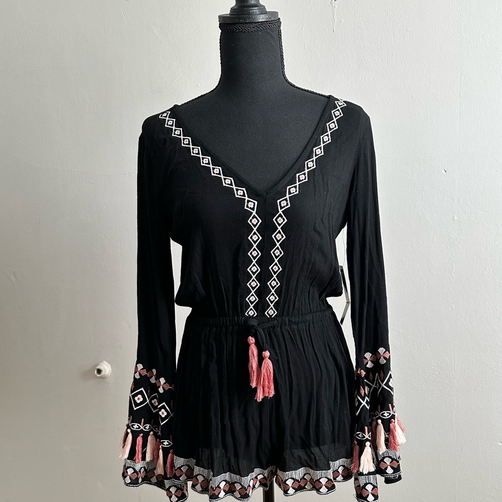 Open back short tassel romper